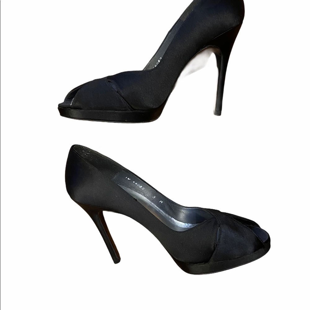 HP! Stuart Weitzman Eveswag black satin 8 peep toe - Picture 6 of 6